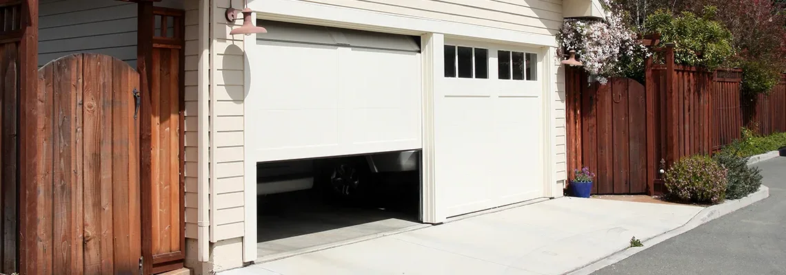 Repair Garage Door Won't Close Light Blinks in Fort Lauderdale