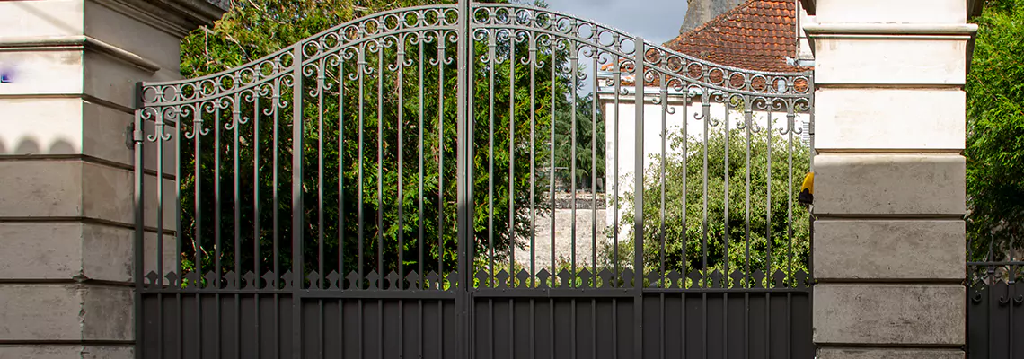 Wooden Swing Gate Repair in Fort Lauderdale